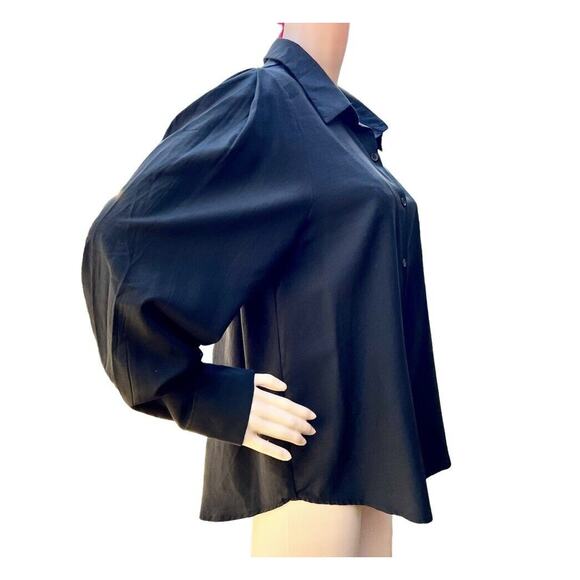 Know One Cares Women's Button Front Blouse Medium Black NWT Puff Long Sleeves - Picture 2 of 4
